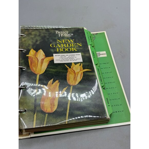 Better Homes & Gardens New Garden Book Roses Trees Lawns Shrubs Hardcover READ - Picture 6 of 6